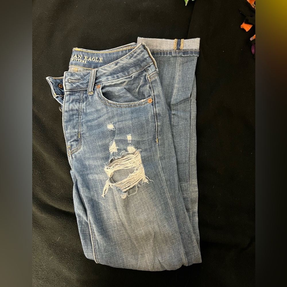 American Eagle Tomgirl style jeans